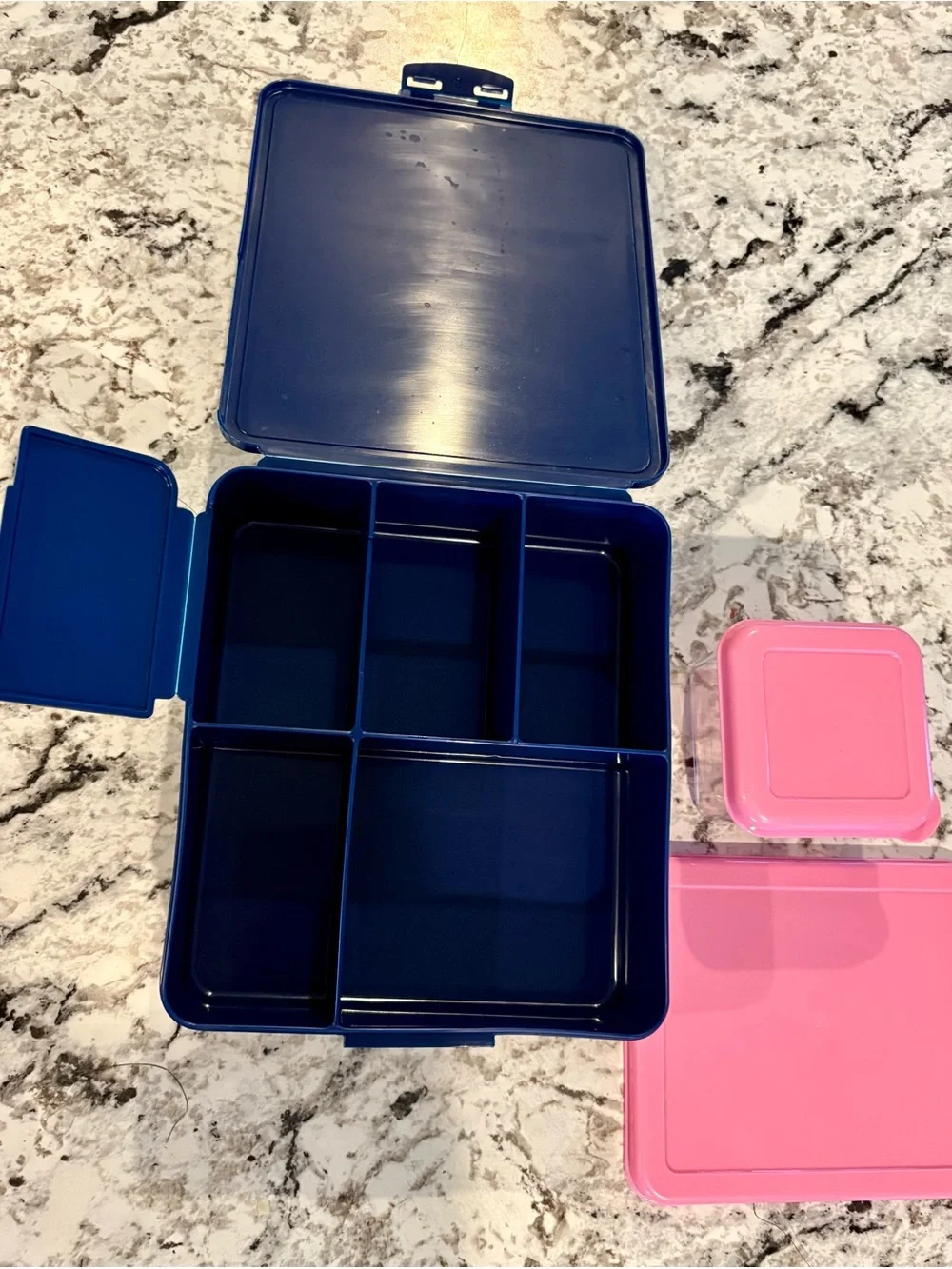 Pottery Barn All-in-One Bento Box Lunch Container w/ extra food containers